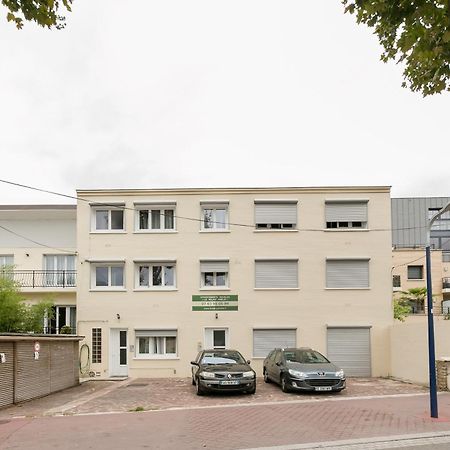 Residence Hotel Le Relais Amelie Clamart Exterior photo